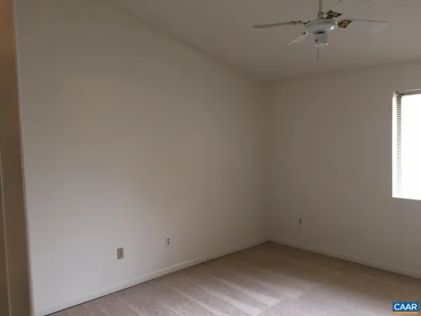 $1,525 | 141 Green Turtle Lane, Unit 9, Charlottesville, VA 22901