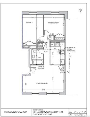 a picture of a very nice looking living room