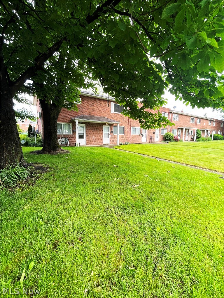 5976 Engle Road Brook Park, OH 44142 - Photo 1 of 8 Gallery Image 1