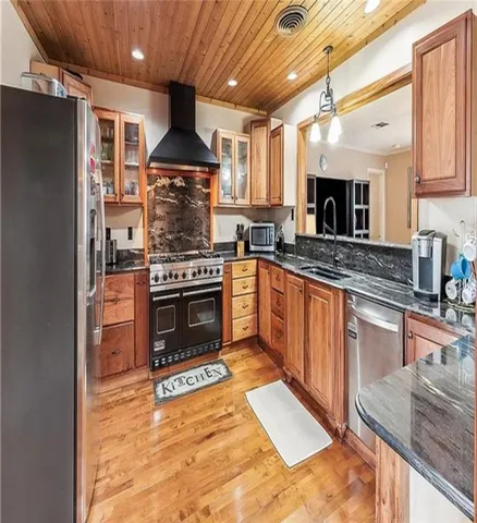 $339,000 | 3821 Derbigny Street, Metairie, LA 70001