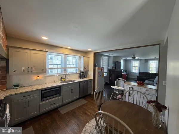 $1,920 | 2 South Lime Street, Unit 9, Quarryville, PA 17566