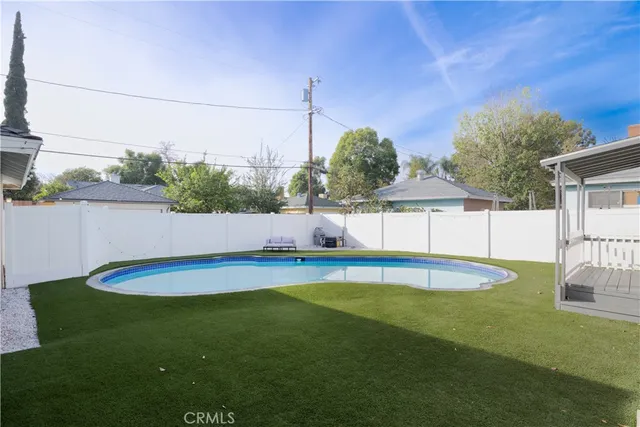 $4,995 | 19138 Hartland Street, Reseda, CA 91335