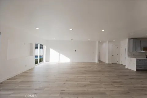 $4,995 | 19138 Hartland Street, Reseda, CA 91335