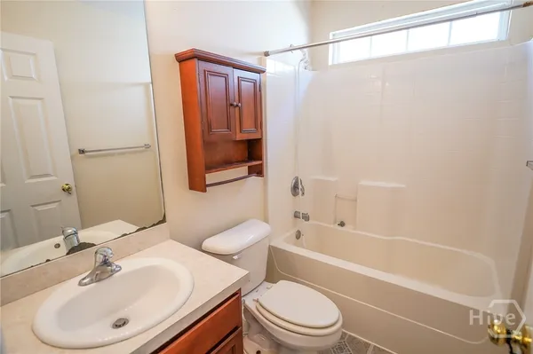 $2,400 | 877 Laurel Hill Circle, Richmond Hill, GA 31324