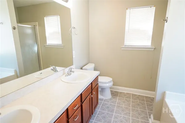 $2,400 | 877 Laurel Hill Circle, Richmond Hill, GA 31324