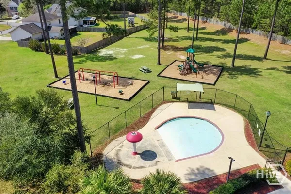 $2,400 | 877 Laurel Hill Circle, Richmond Hill, GA 31324