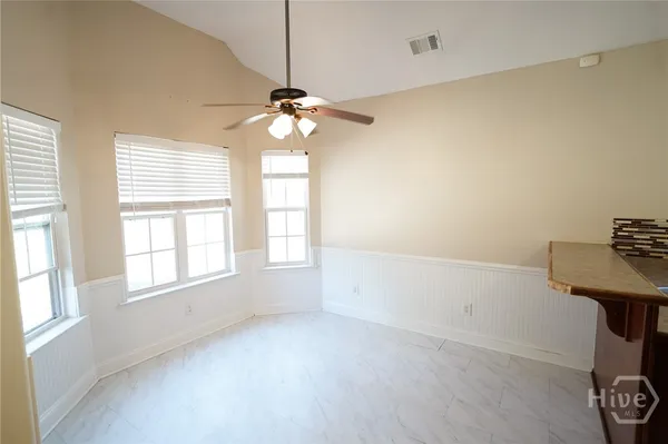 $2,400 | 877 Laurel Hill Circle, Richmond Hill, GA 31324