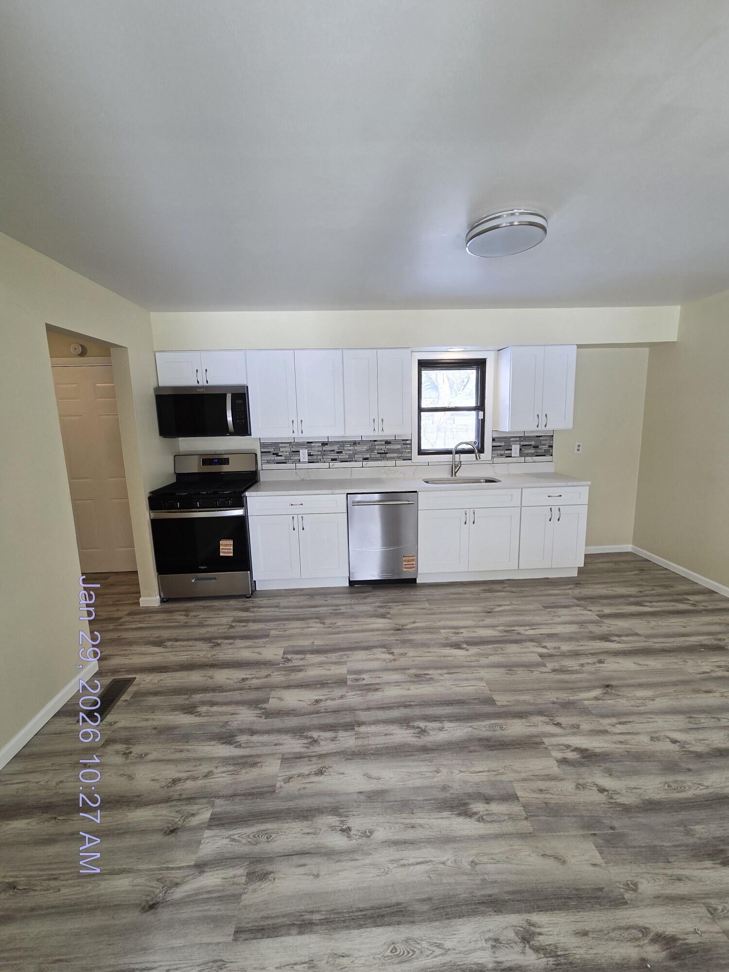 5834 Springfield Avenue Portage, IN 46368 - Photo 7 of 24 1500x2000