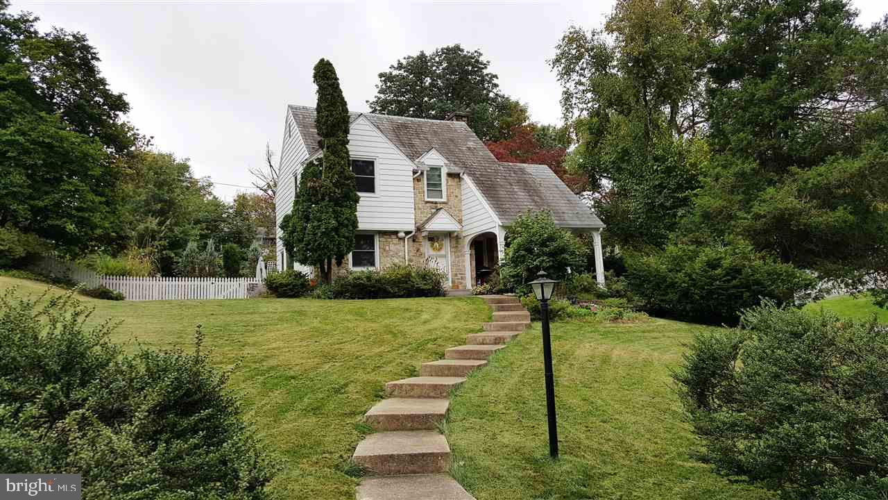 158 Highland Road York, PA 17403 - Photo 1 of 21 Gallery Image 1