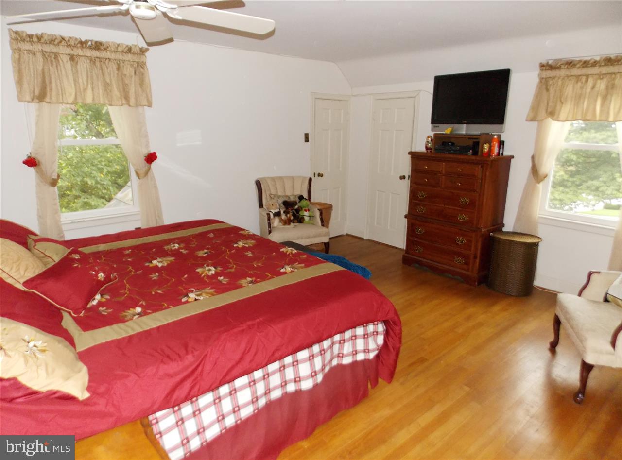 158 Highland Road York, PA 17403 - Photo 12 of 21 Gallery Image 12