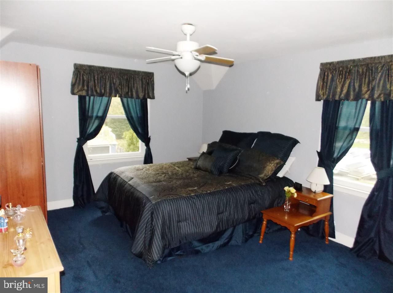 158 Highland Road York, PA 17403 - Photo 13 of 21 Gallery Image 13