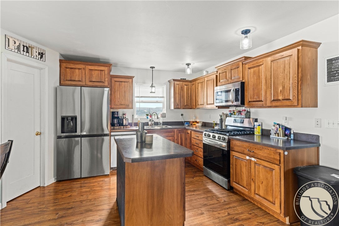 7906 Monad Road Billings, MT 59106 - Photo 8 of 36 Gallery Image 8