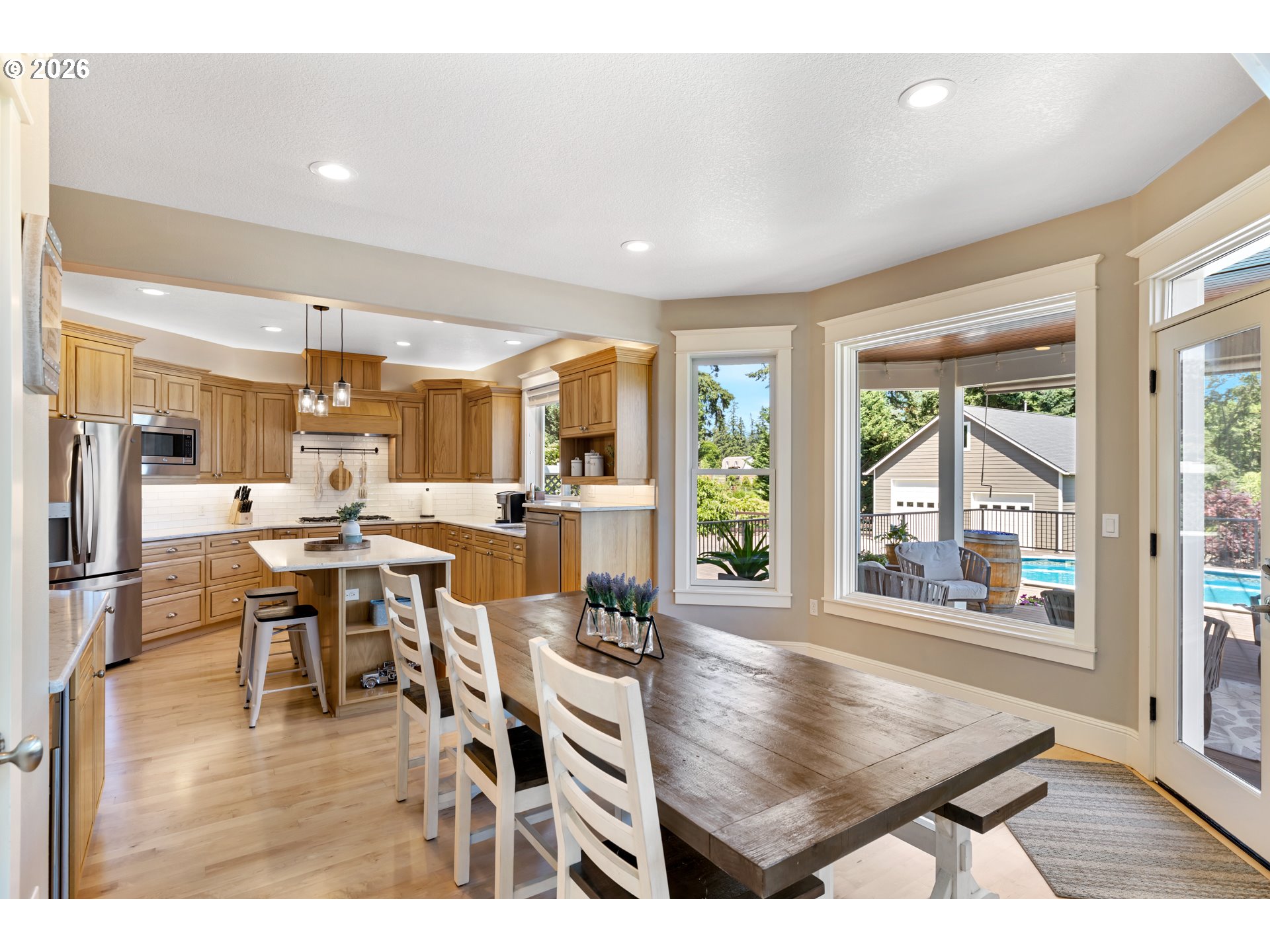 20762 South South End Road Oregon City, OR 97045 - Photo 13 of 48