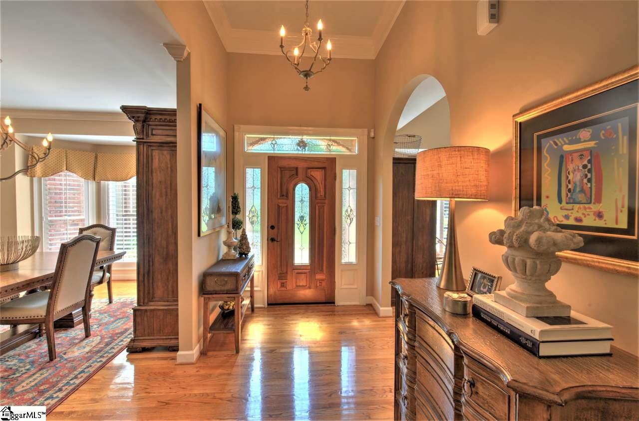 201 Berrow Way Taylors, SC 29687 - Photo 2 of 28