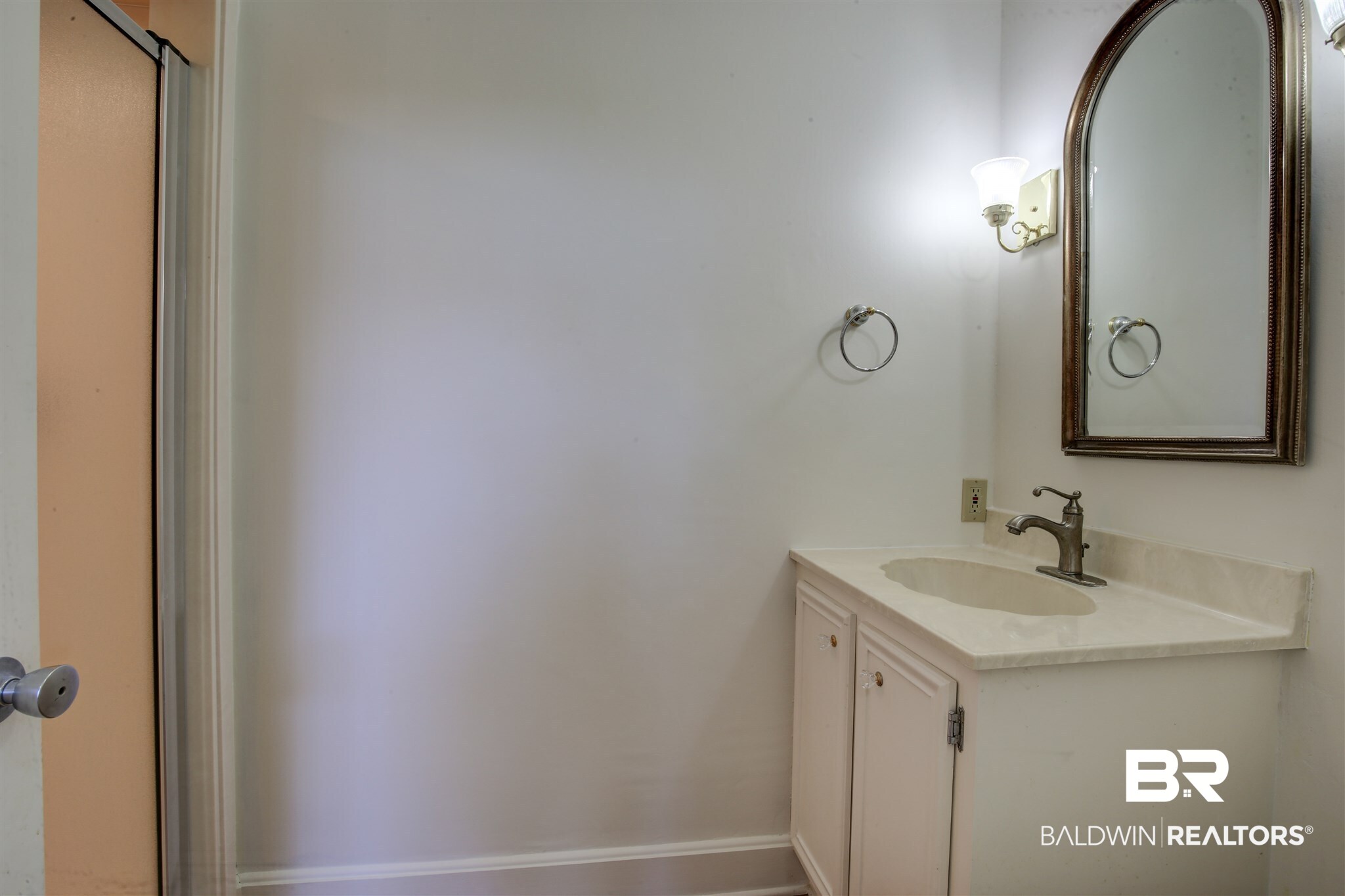 18080 Quail Run Road, Unit 4A Fairhope, AL 36532 - Photo 18 of 28 bathroom 3