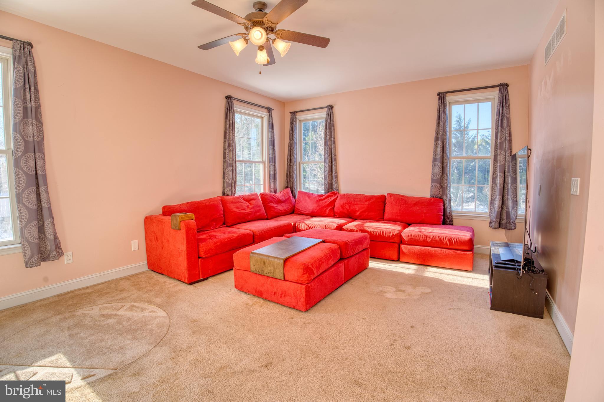 2412 Midstate Road Felton, DE 19943 - Photo 23 of 93 Family Room