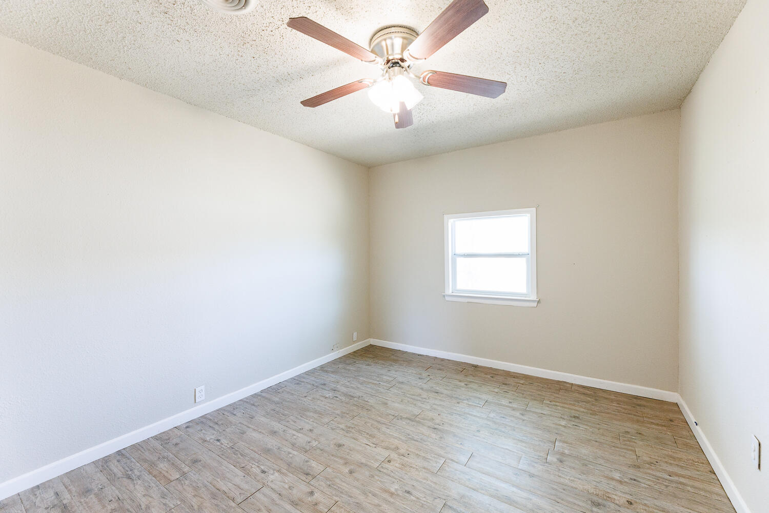 4503 43rd Street Lubbock, TX 79414 - Photo 34 of 42 Third Bedroom
