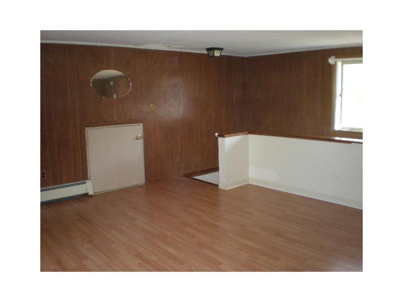 59 Tide Mill Cove Road Harpswell, ME 04079 - Photo 20 of 22 Bedroom. Bedroom without tenant