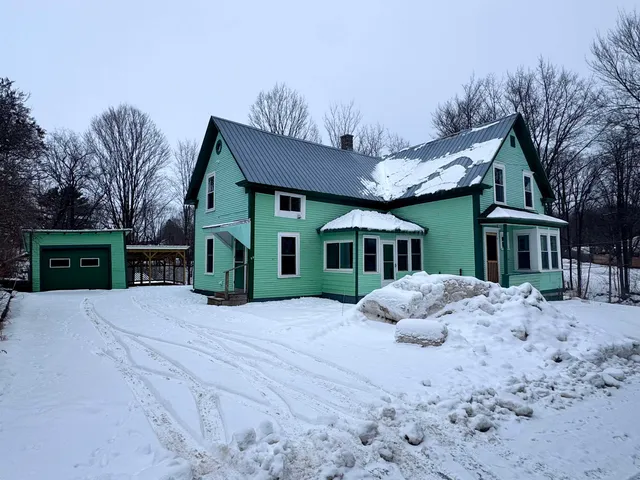 $259,500 | 99 Northern Avenue, Newport, VT 05855