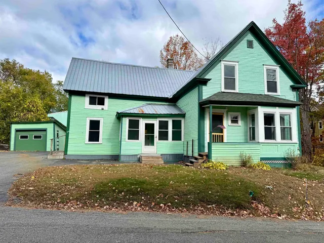 $259,500 | 99 Northern Avenue, Newport, VT 05855