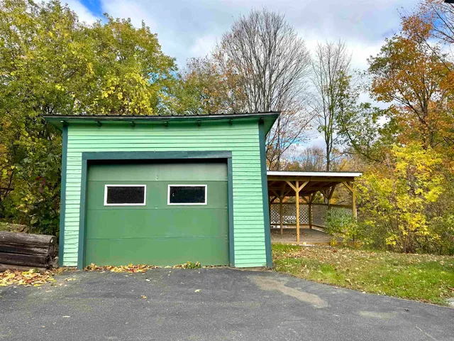 $259,500 | 99 Northern Avenue, Newport, VT 05855