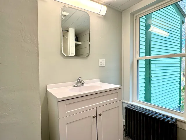 $259,500 | 99 Northern Avenue, Newport, VT 05855