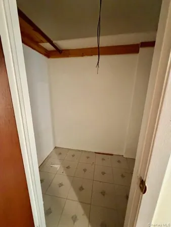 a view of utility room