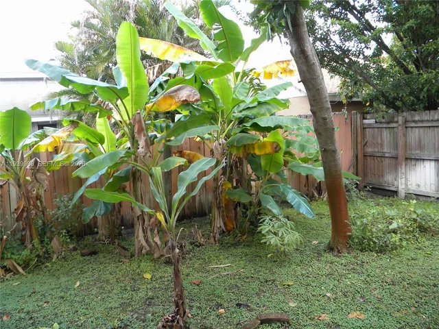 $565,000 | 7527 Southwest 7th Court, North Lauderdale, FL 33068