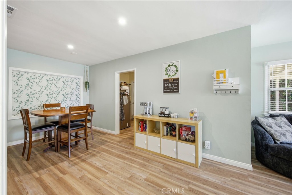 9652 Rincon Avenue Pacoima, CA 91331 - Photo 15 of 40