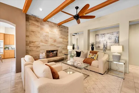 $2,250,000 | 696 East Vereda Sur, Palm Springs, CA 92262