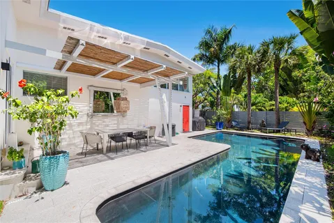 $3,950,000 | 3520 St Gaudens Court, Miami, FL 33133