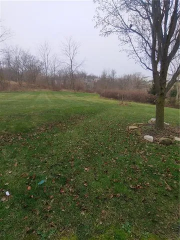 $1,600 | 28 Cinque Terra Place, Finleyville, PA 15332