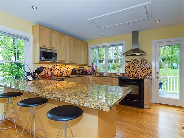 19-21 Ricker Terrace Newton, MA 02458 - Photo 18 of 28 Gallery Image 18