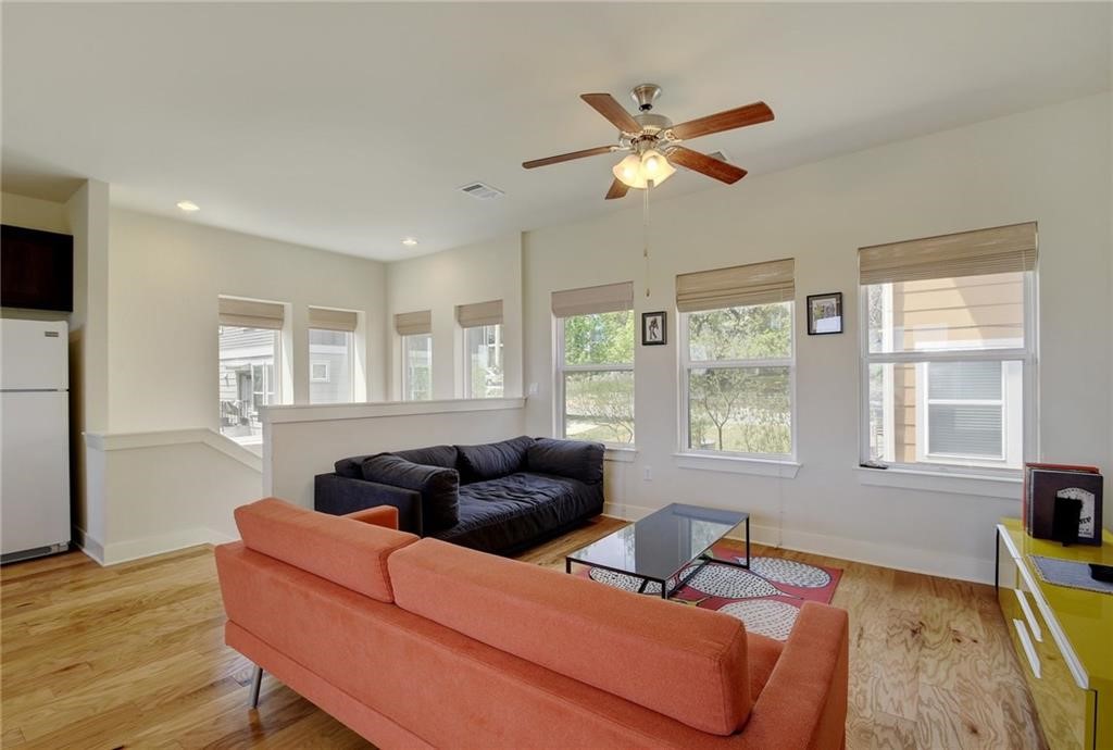 3000 Pither Lane Austin, TX 78741 - Photo 13 of 36