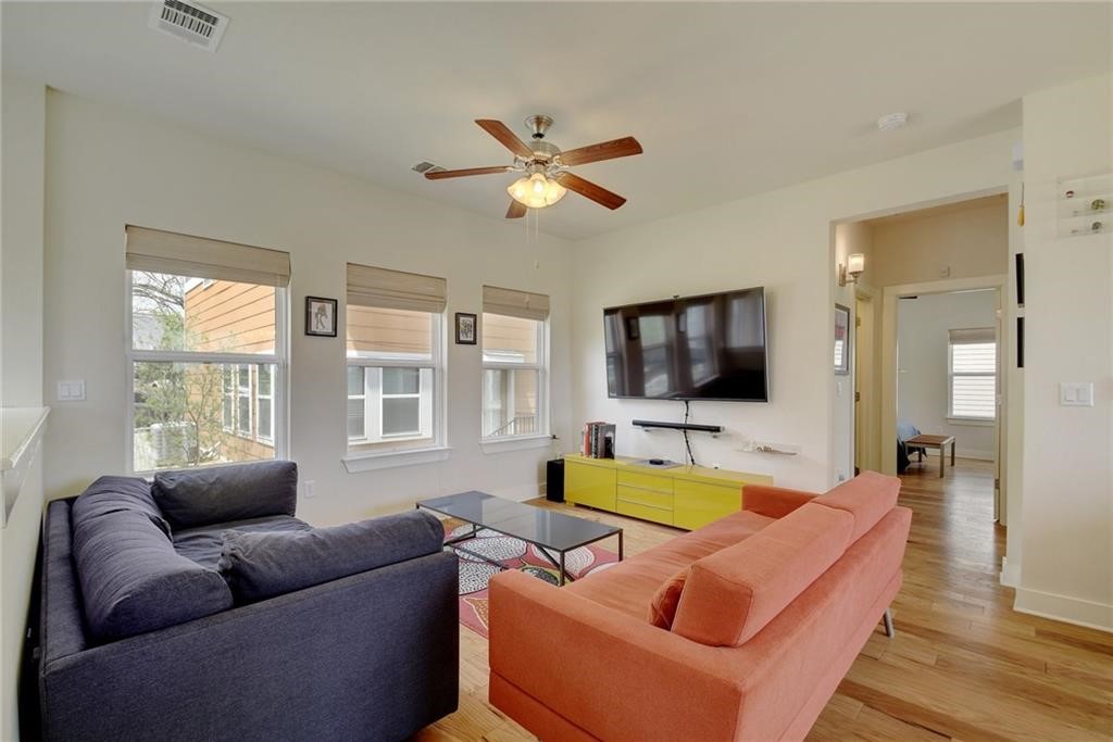 3000 Pither Lane Austin, TX 78741 - Photo 2 of 36