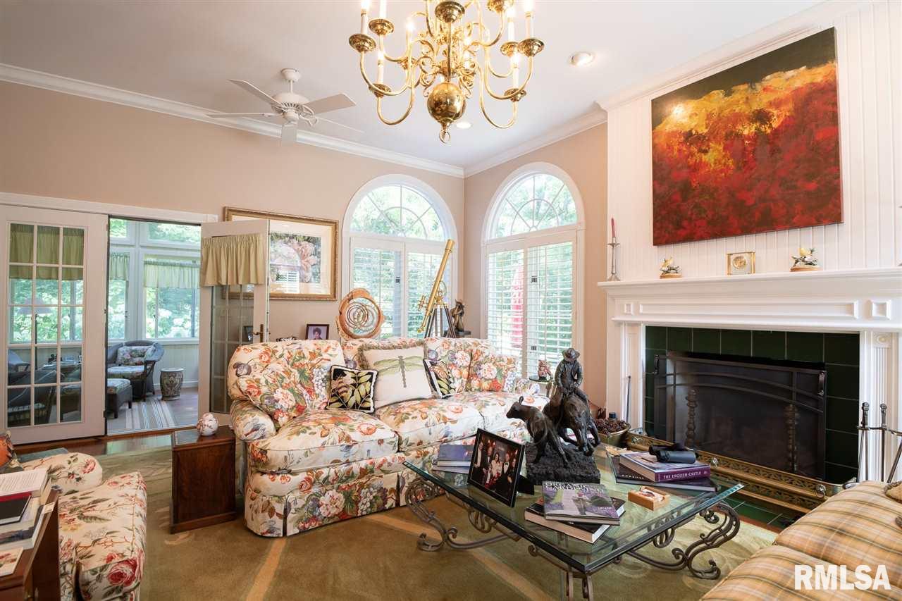 12064 North Hickory Grove Road Dunlap, IL 61525 - Photo 12 of 36 Gallery Image 12