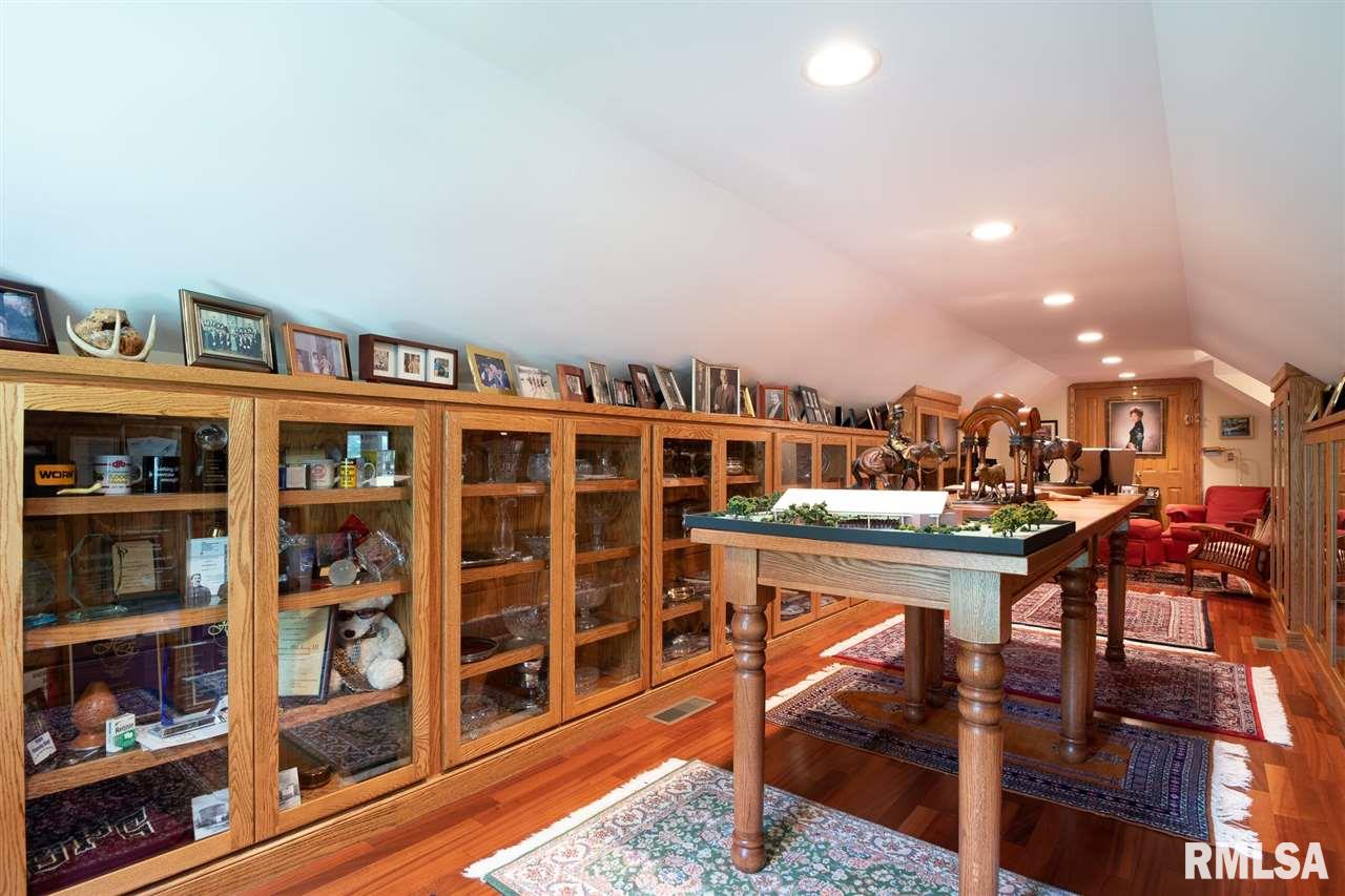 12064 North Hickory Grove Road Dunlap, IL 61525 - Photo 15 of 36 Gallery Image 15