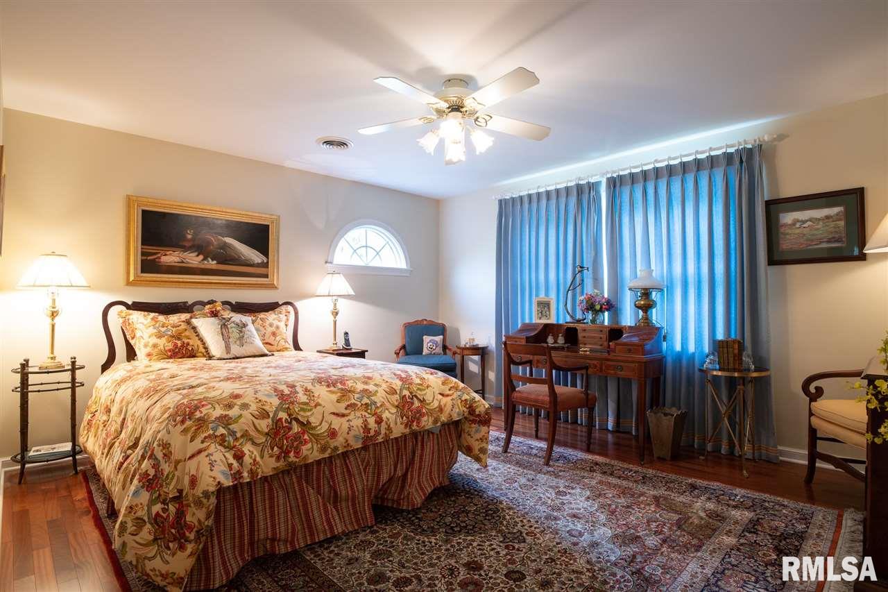 12064 North Hickory Grove Road Dunlap, IL 61525 - Photo 16 of 36 Gallery Image 16