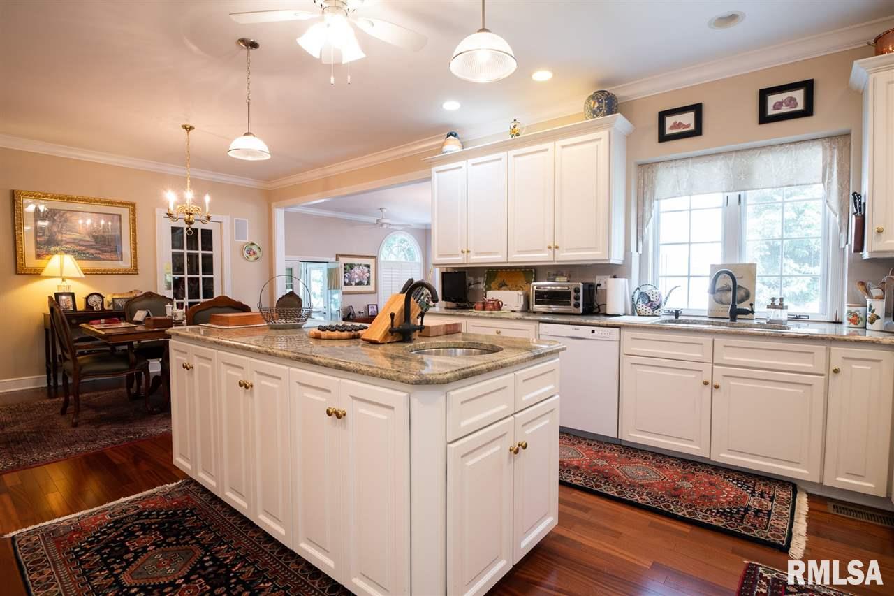 12064 North Hickory Grove Road Dunlap, IL 61525 - Photo 9 of 36 Gallery Image 9