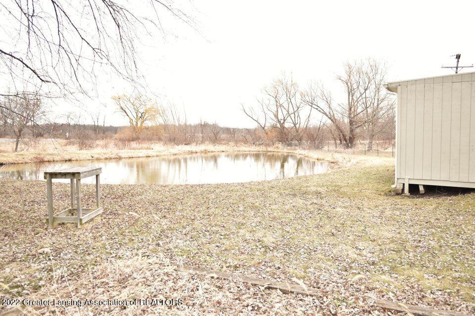 1491 Baseline Road Stockbridge, MI 49285 - Photo 13 of 20 25