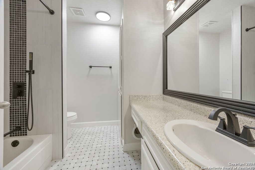 7711 Callaghan Road, Unit 104 San Antonio, TX 78229 - Photo 14 of 25