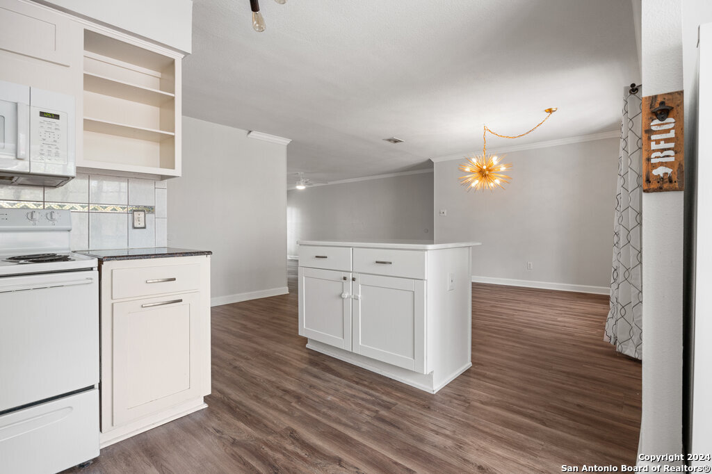 7711 Callaghan Road, Unit 104 San Antonio, TX 78229 - Photo 2 of 25