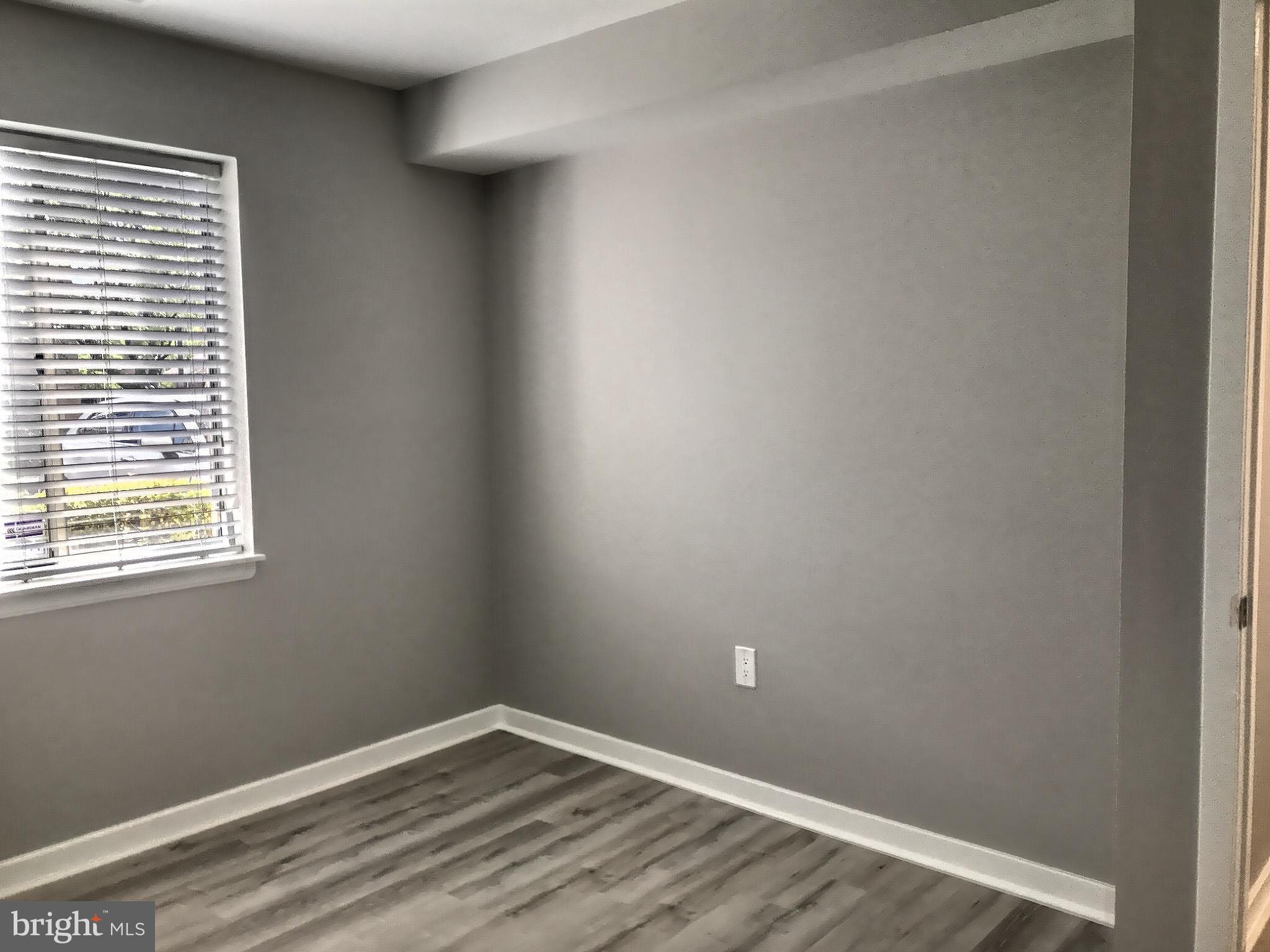 413 Sharp Street South, Unit R7 Baltimore, MD 21230 - Photo 20 of 31 Master BR