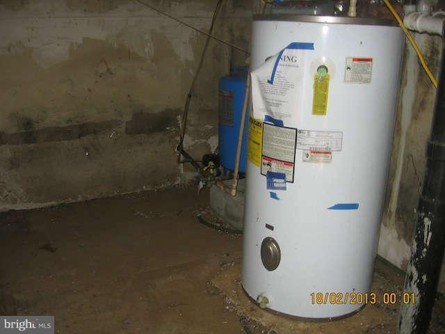 46 Dogpatch Lane Linden, VA 22642 - Photo 7 of 10 Hot Water Heater