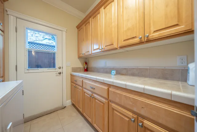 $649,500 | 2318 Crescent Moon Court, Redding, CA 96001