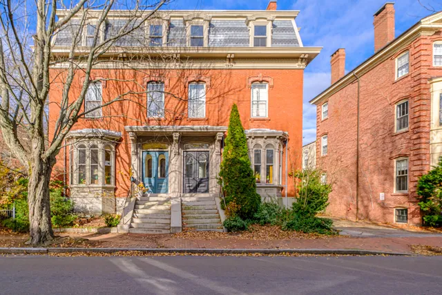 $1,799,000 | 105 Pine Street, Portland, ME 04102