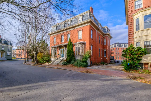 $1,799,000 | 105 Pine Street, Portland, ME 04102