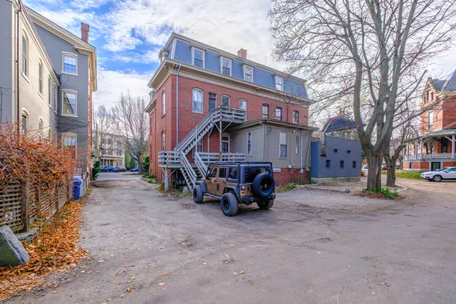 $1,799,000 | 105 Pine Street, Portland, ME 04102