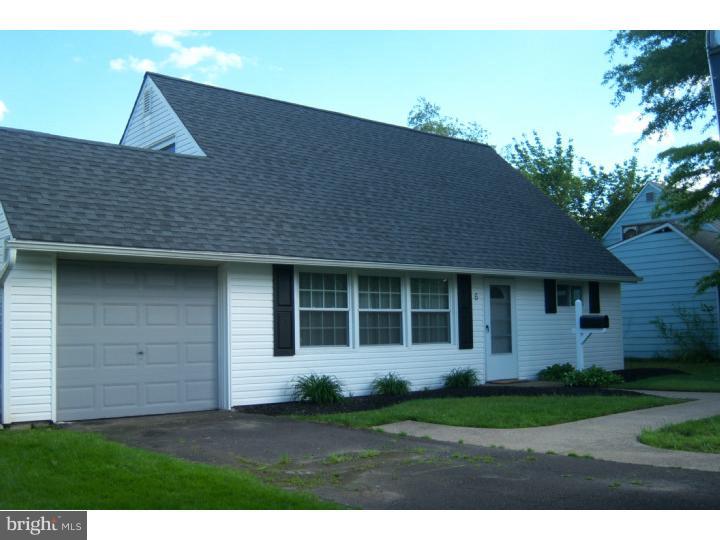 6 Verdant Road Levittown, PA 19057 - Photo 1 of 10