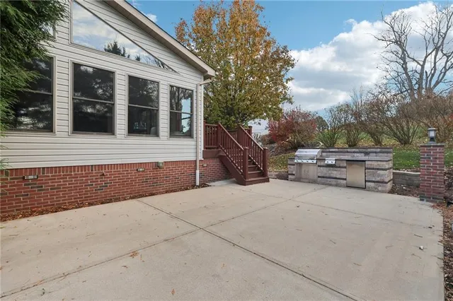 $498,999 | 114 Dolores Drive, Irwin, PA 15642